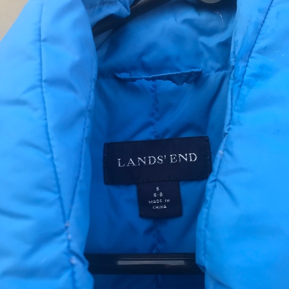 LANDS’ END - Picture 2 of 3